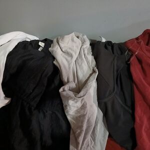 5 Tops, 1 Price Mixed Casual Tops Bundle - Black, Light Gray, Charcoal, Red